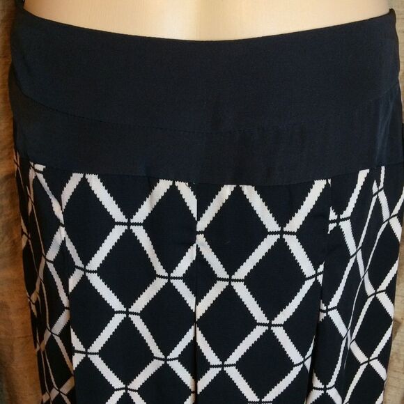 Collective Concepts Pleated Skirt-Diamond Pattern - Picture 5 of 12